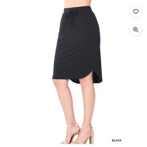 Zenana black womans knee length skirt